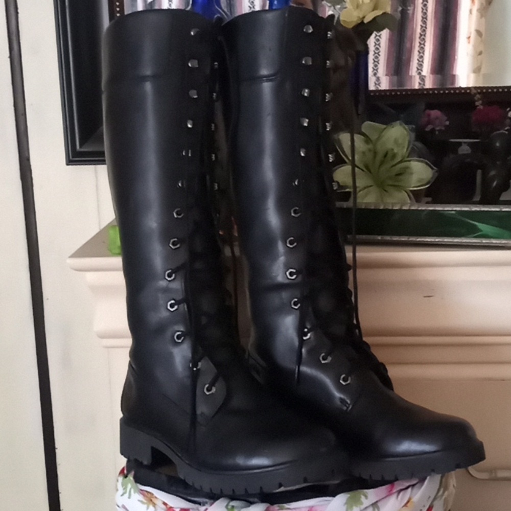 Ladies Black Timberland boots